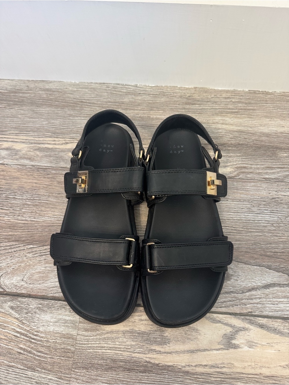 A new day sandal - Picture 2 of 4